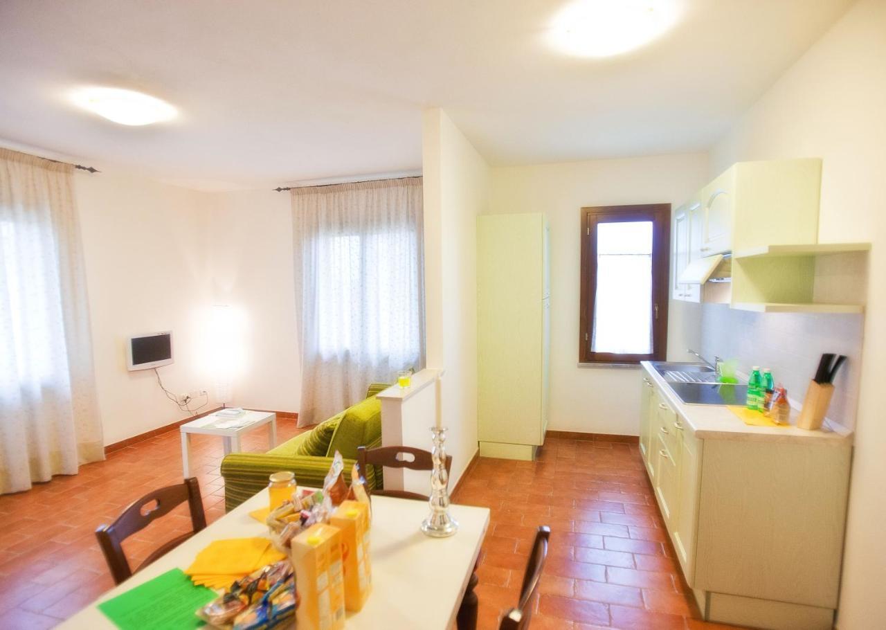 La Fattoria Di Tirrenia Aparthotel Eksteriør bilde
