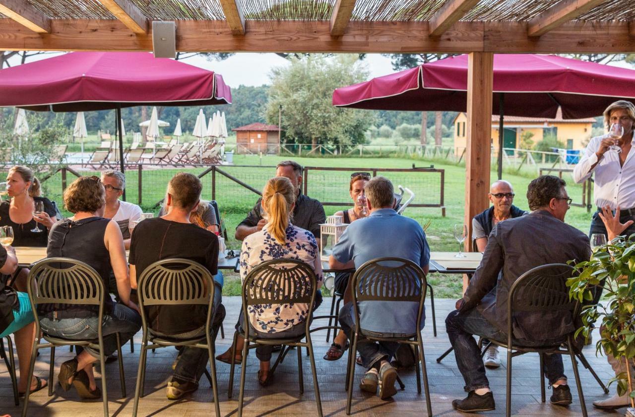 La Fattoria Di Tirrenia Aparthotel Eksteriør bilde